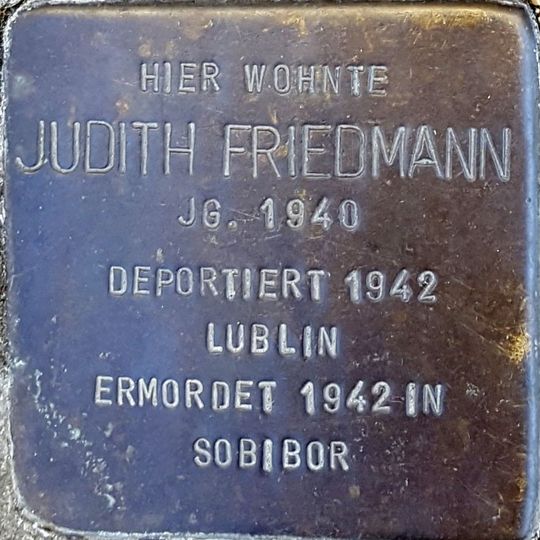 Stolperstein en memoria de Judith Friedmann