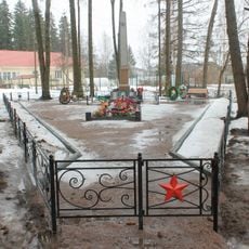 Братская могила советских воинов, погибших в борьбе с фашистами (Кобринское)