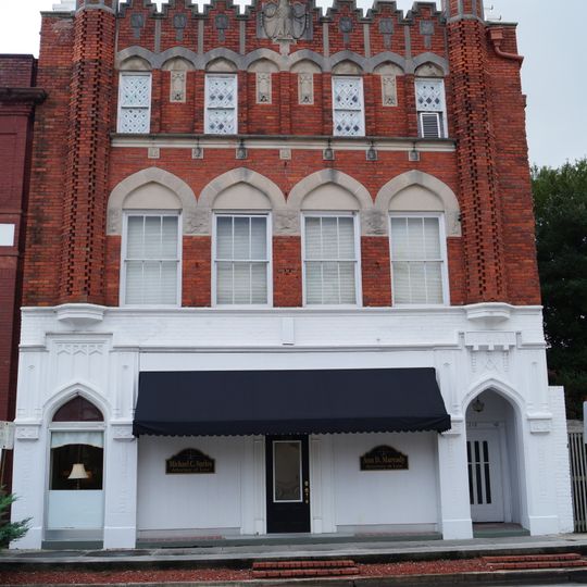 Bank of Onslow and Jacksonville Masonic Temple