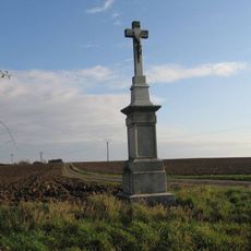 Kříž u silnice Medlov - Troubelice severně od Medlova