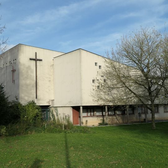 Église Sainte-Thérèse-de-l'Enfant-Jésus de Laval