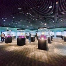 Poly Art Museum