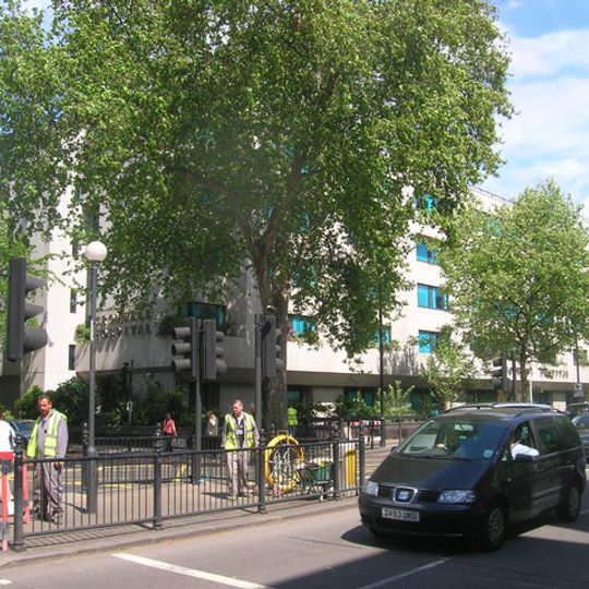 Cromwell Hospital