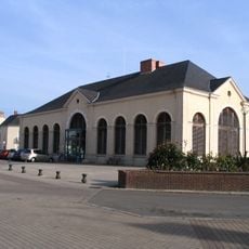 Halles-mairie d'Évron