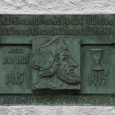 Pamětní deska Jana Husa ve Velenicích