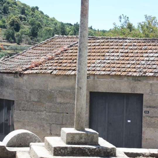 Pelourinho de Linhares