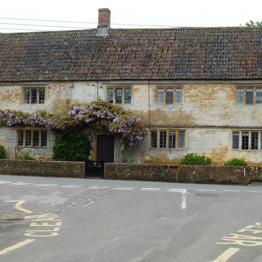 Easton House And Forecourt Wall