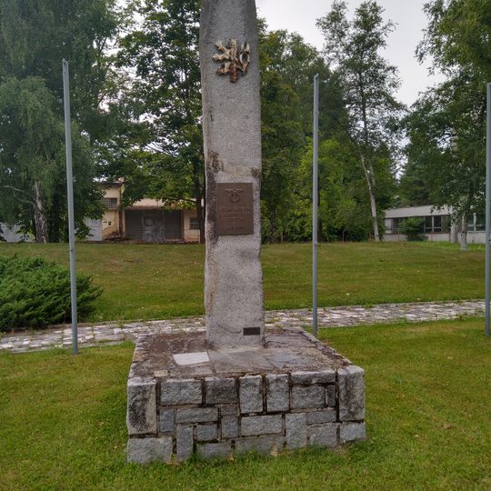 Pomník letcům padlým ve druhé světové válce