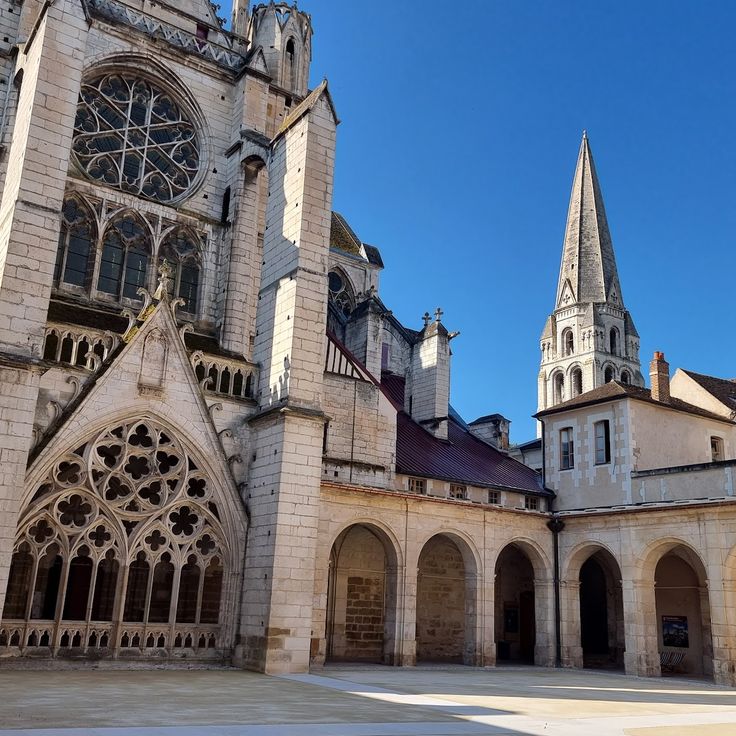 Cloître de l'Abbaye Saint-Germain