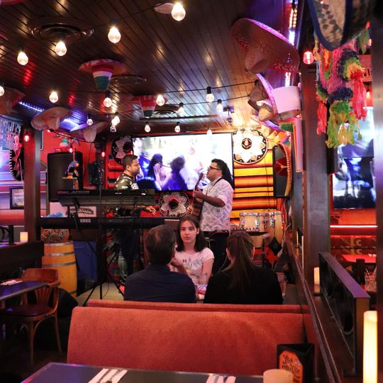Viva Mexico Restaurant Grill & Cantina