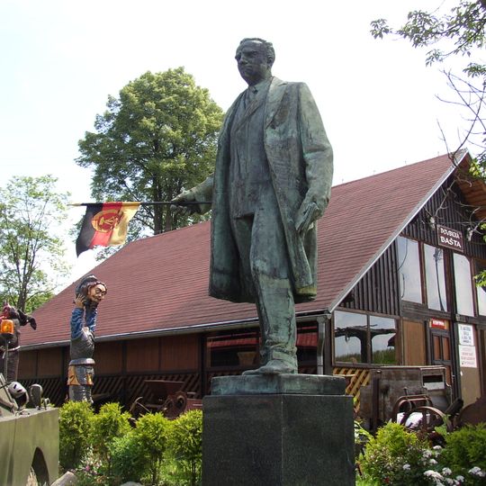 Pomník Klementa Gottwalda