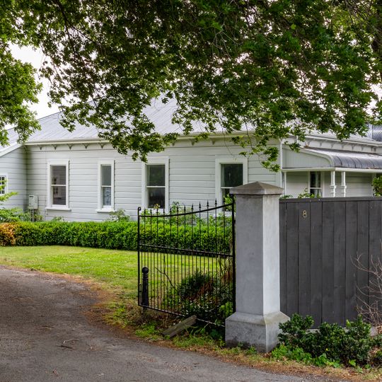 House at 8 Poynter Street