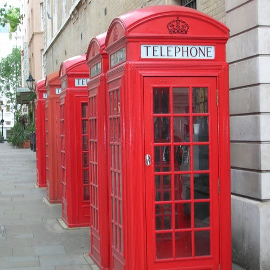 Central K2 Telephone Kiosk In Group To North Of Bow Street Magistrates Court