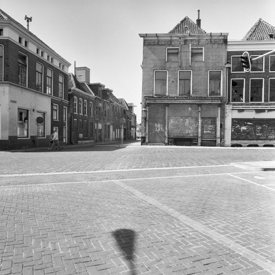 Diezerpoortenplas 7, Zwolle