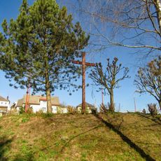 Dřevěný kříž ve Štítech na ulici Široká