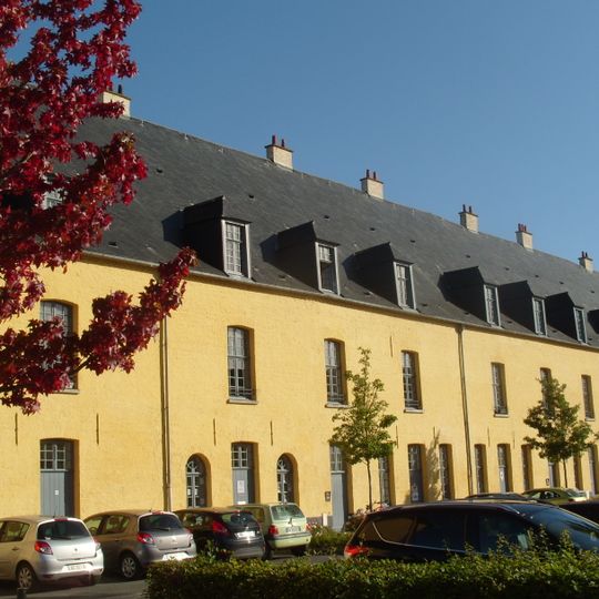 Casernes Taix et Listenoix