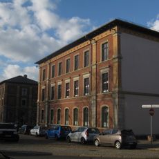 Zwei Verwaltungsgebäude des ehemaligen Schlachthofs Thomas-Mann-Platz 2; 2a