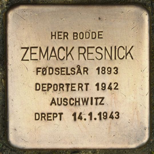 Stolperstein en memoria de Zemack Resnick