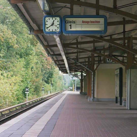 Schulzendorf railway station