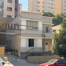 Imóvel à Avenida Olegário Maciel, nº 1328