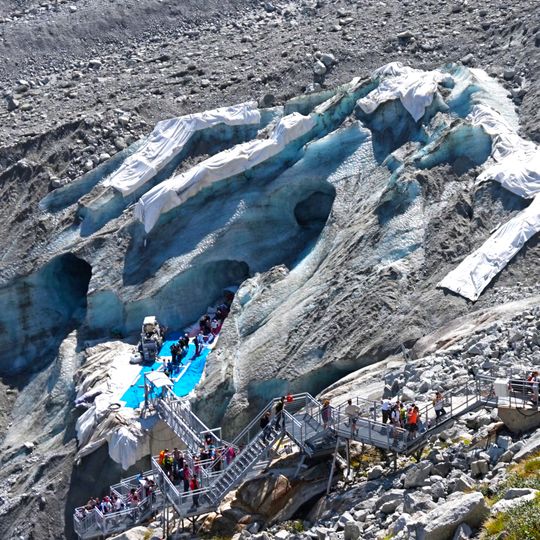 Mer de Glace ice cave