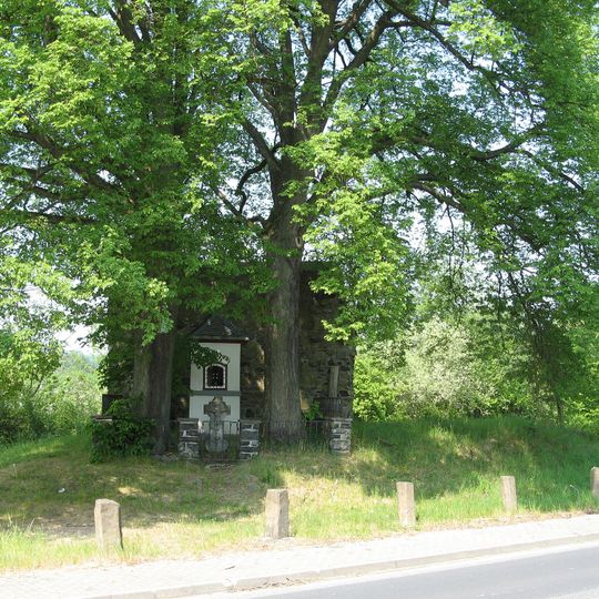 Kapellenruine und Bildstock am Seeweiher