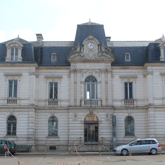 Building of the Savings Bank of Sens