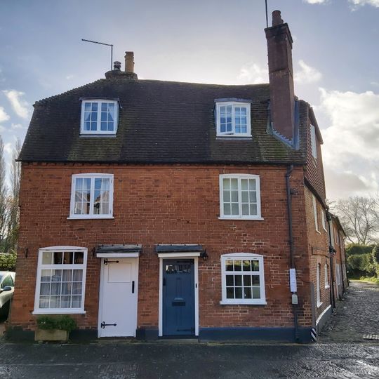 18 19, Lower Church Lane