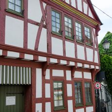 Aschaffenburger Straße 1