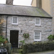 No 4, Ffordd Castell (Castle Street) (Se Side) (Previously Listed as No 2, Castle Street, Old Castle