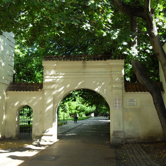 Mur klasztorny obronny