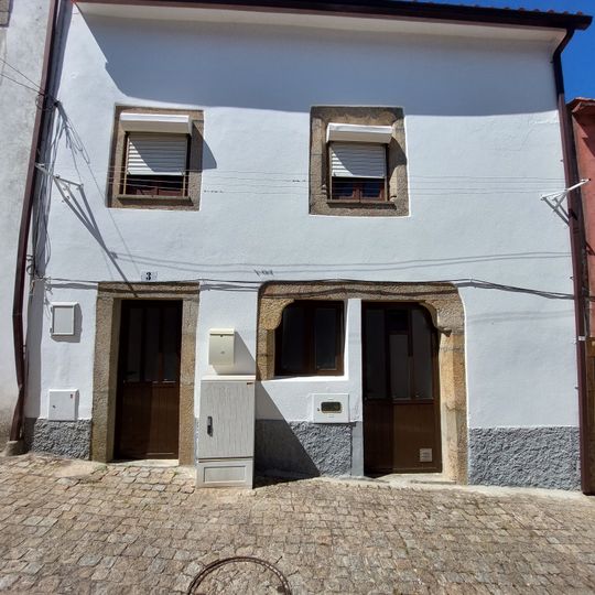 Casa Manuelina na Rua do Penedo
