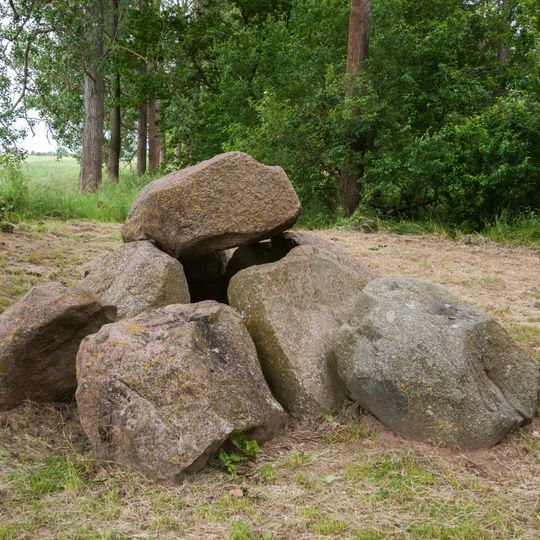 Großsteingrab Mechelsdorf 3