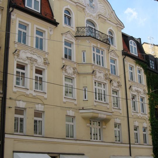 Mietshaus