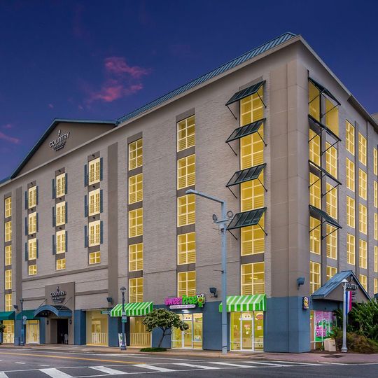 Country Inn & Suites