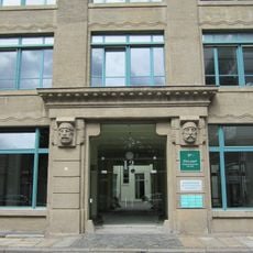 Geschäftshaus und Fabrik Dohnanyistraße 11; 13; 15