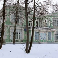 6-й Лучевой просек 21 c11, Главный дом