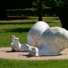 Snails sculpture in Park Reymonta
