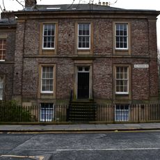 25, St Thomas' Street