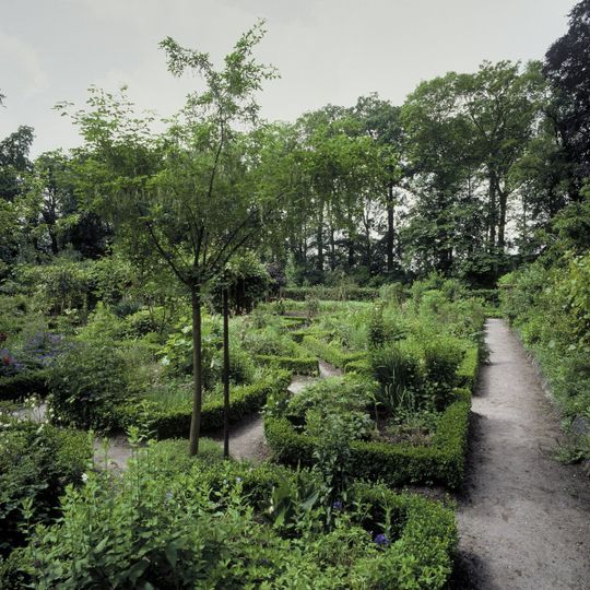 Huis Brakel: moestuin