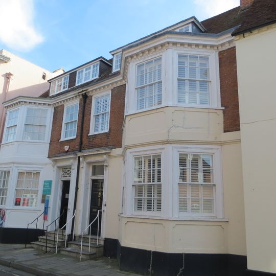 31 And 32, Little London