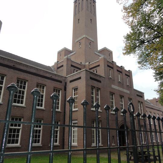 Prins Hendrikkazerne