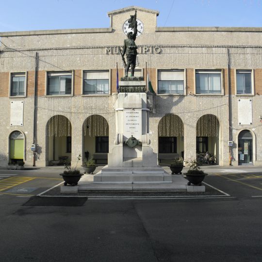 Monumento ai caduti a Codigoro