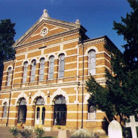 Three Wall And Gate Piers To Wokingham Baptist Church