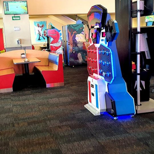 Chuck E. Cheese