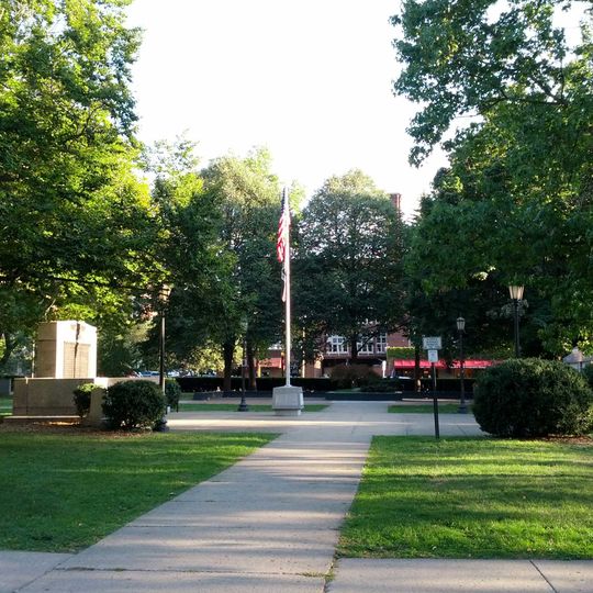 De Witt Park Historic District