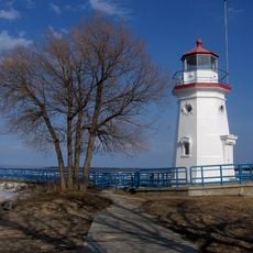 Cheboygan Crib Light