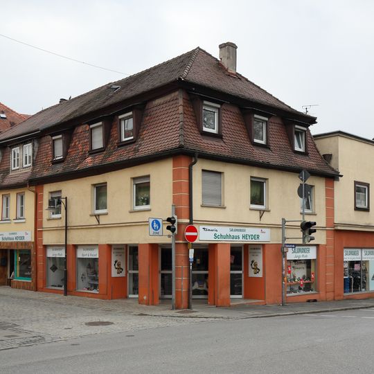 Hauptstraße 51