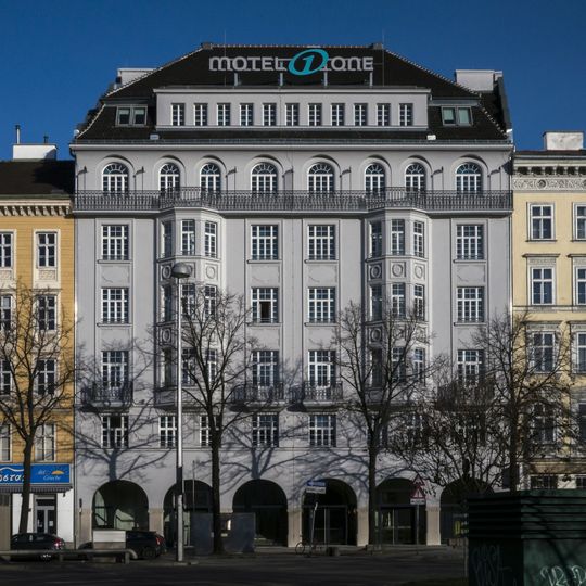 Friedrichstraße 4, Vienna