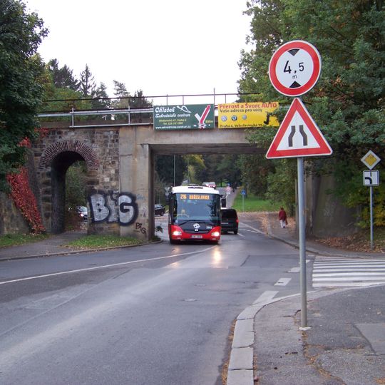 Railway bridge over Starodejvická street